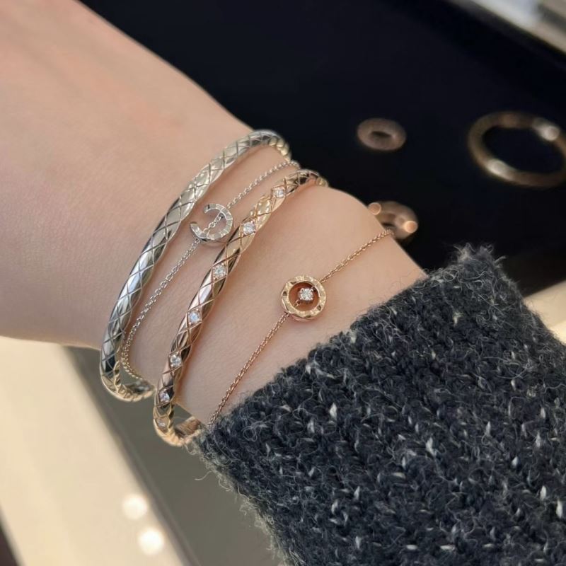 Ch**el bracelets